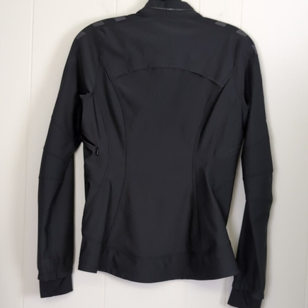 Lululemon Feeling frosty jacket size 4 - Picture 7 of 10